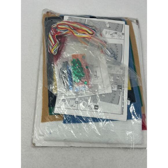 Vtg Holiday Christmas Santa Snowman Felt Applique Stocking Kit - Picture 4 of 4